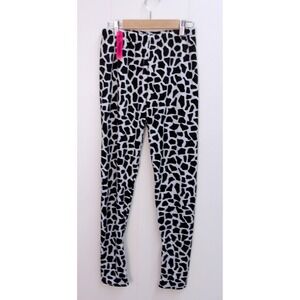 Supernova Fleece Cow Print Fabric Black‎ White Spotted Fashion One Size / #9154